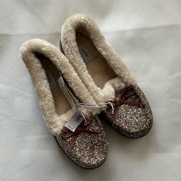 Old Navy Shoes New Gold Glitter Moccasin Slippers Size 7 Poshmark